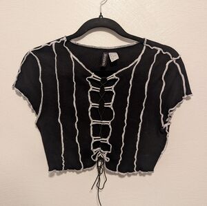 Front Cross Tie Crop Top